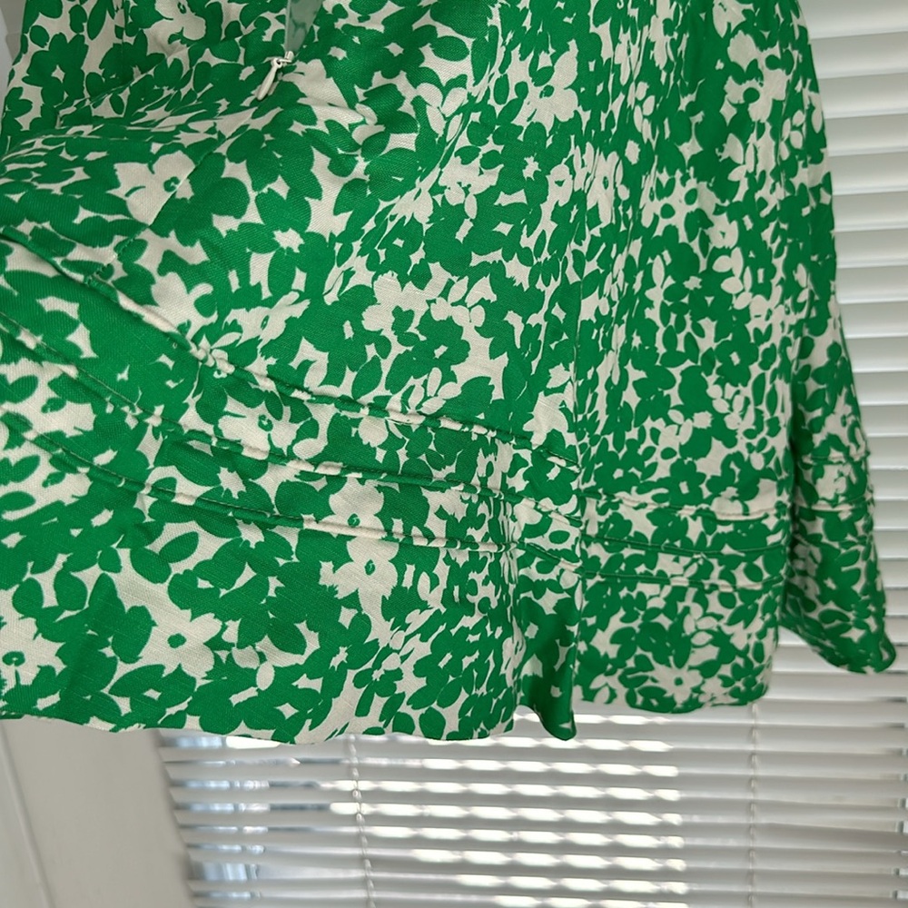 Dress - Picture 8 of 11